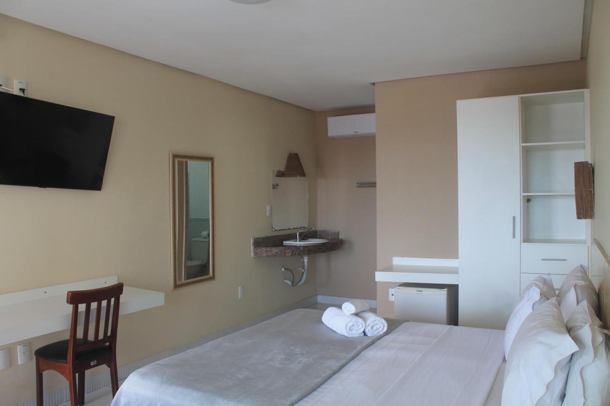 Hotel Brisa Da Costa 3*